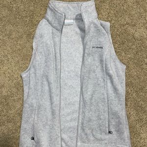 Columbia Vest